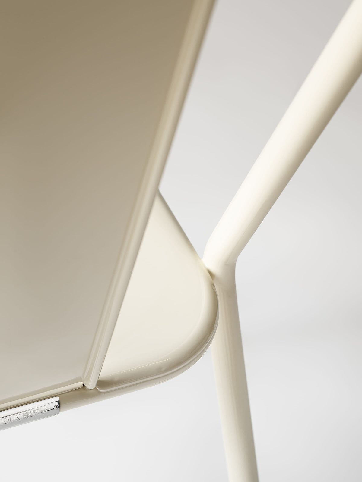Chaise T37e - Gris Beige