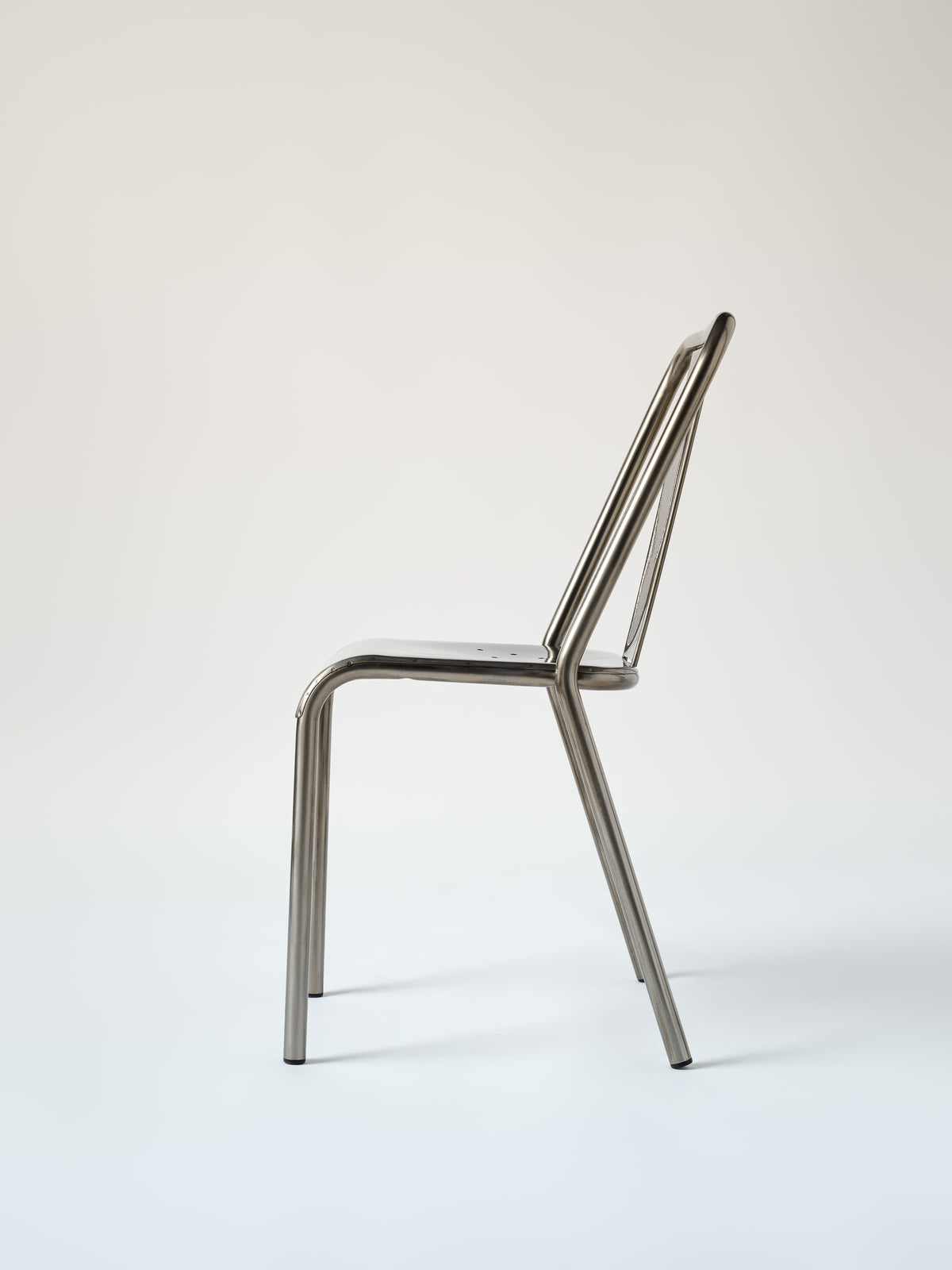 Chaise T37 - Brut Verni
