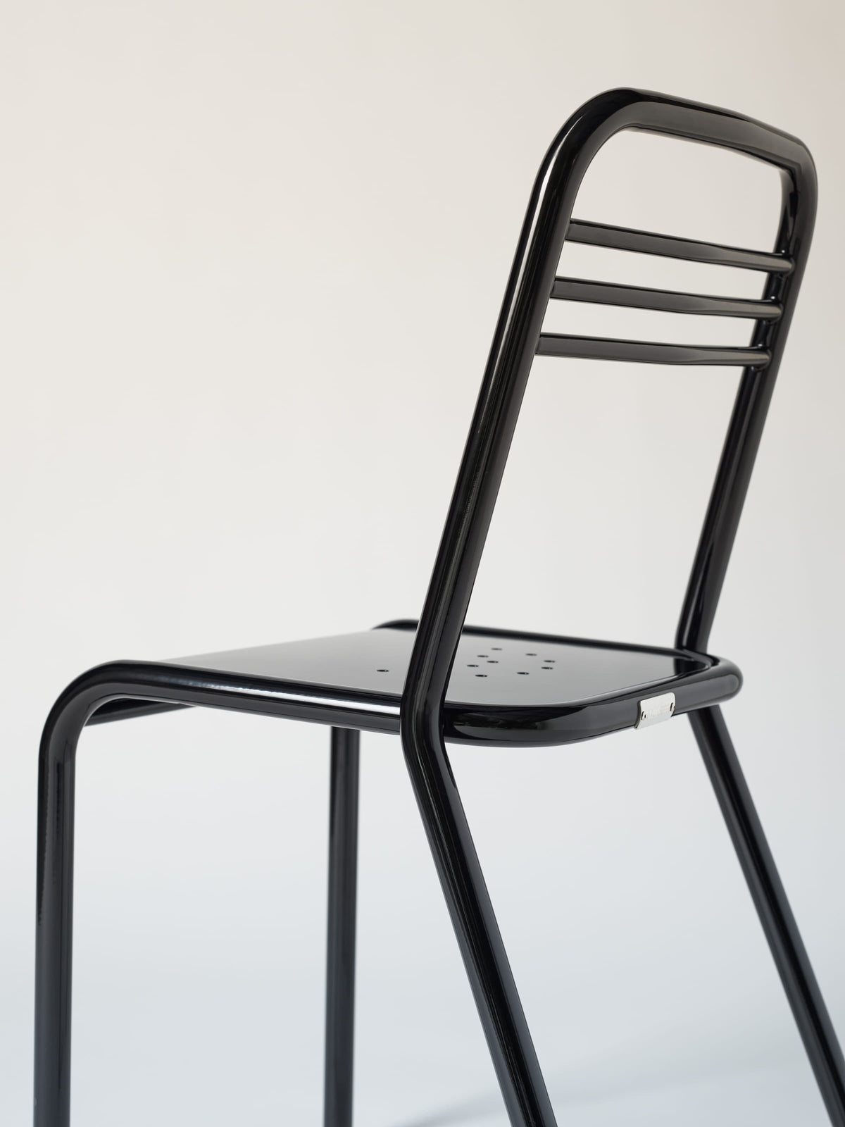 Chaise UD - Noir Foncé
