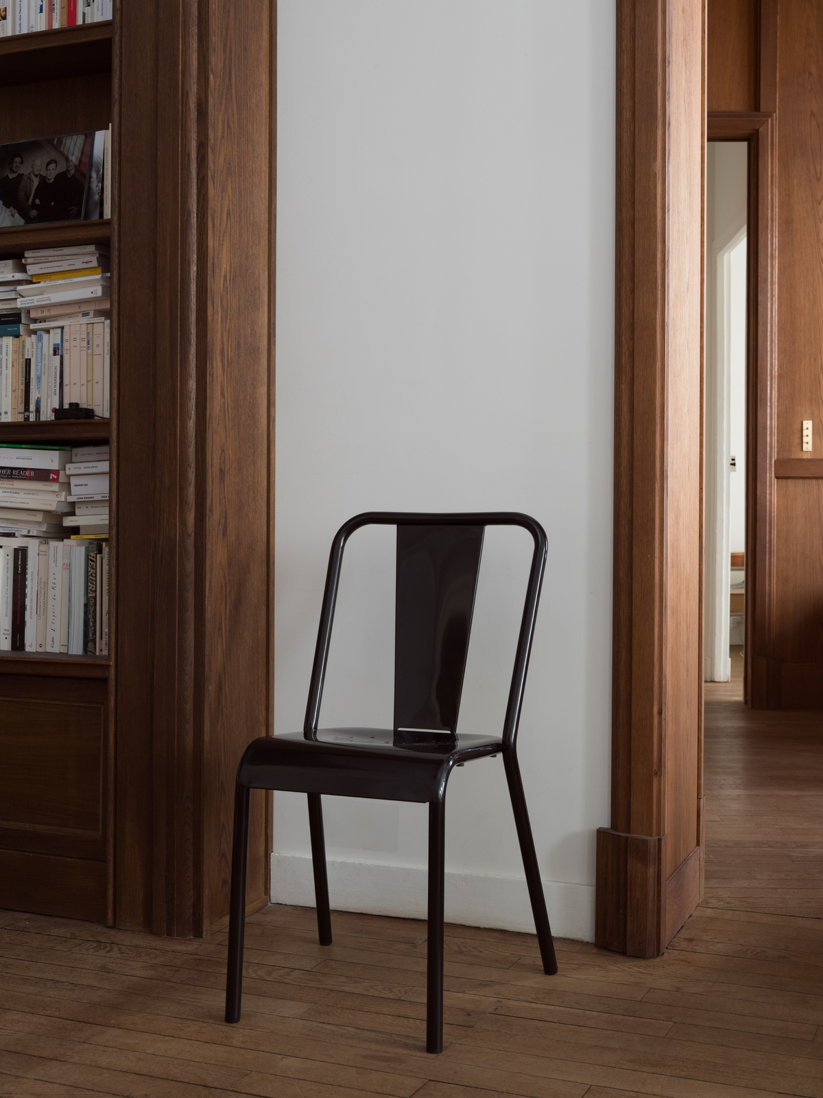 Chaise T37 - Noir Foncé