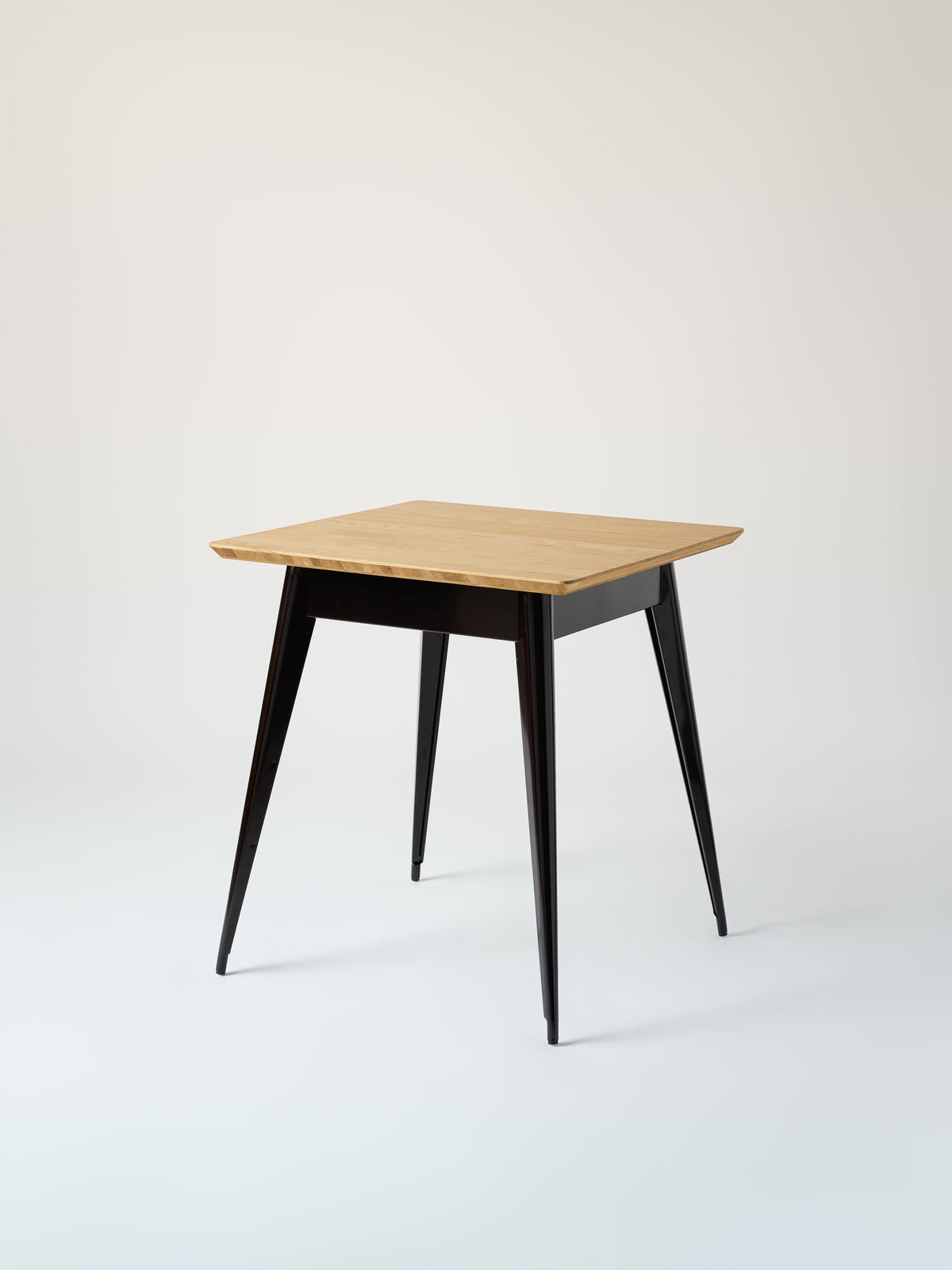 Table café 55 70x70 / plateau chêne naturel - Noir Foncé