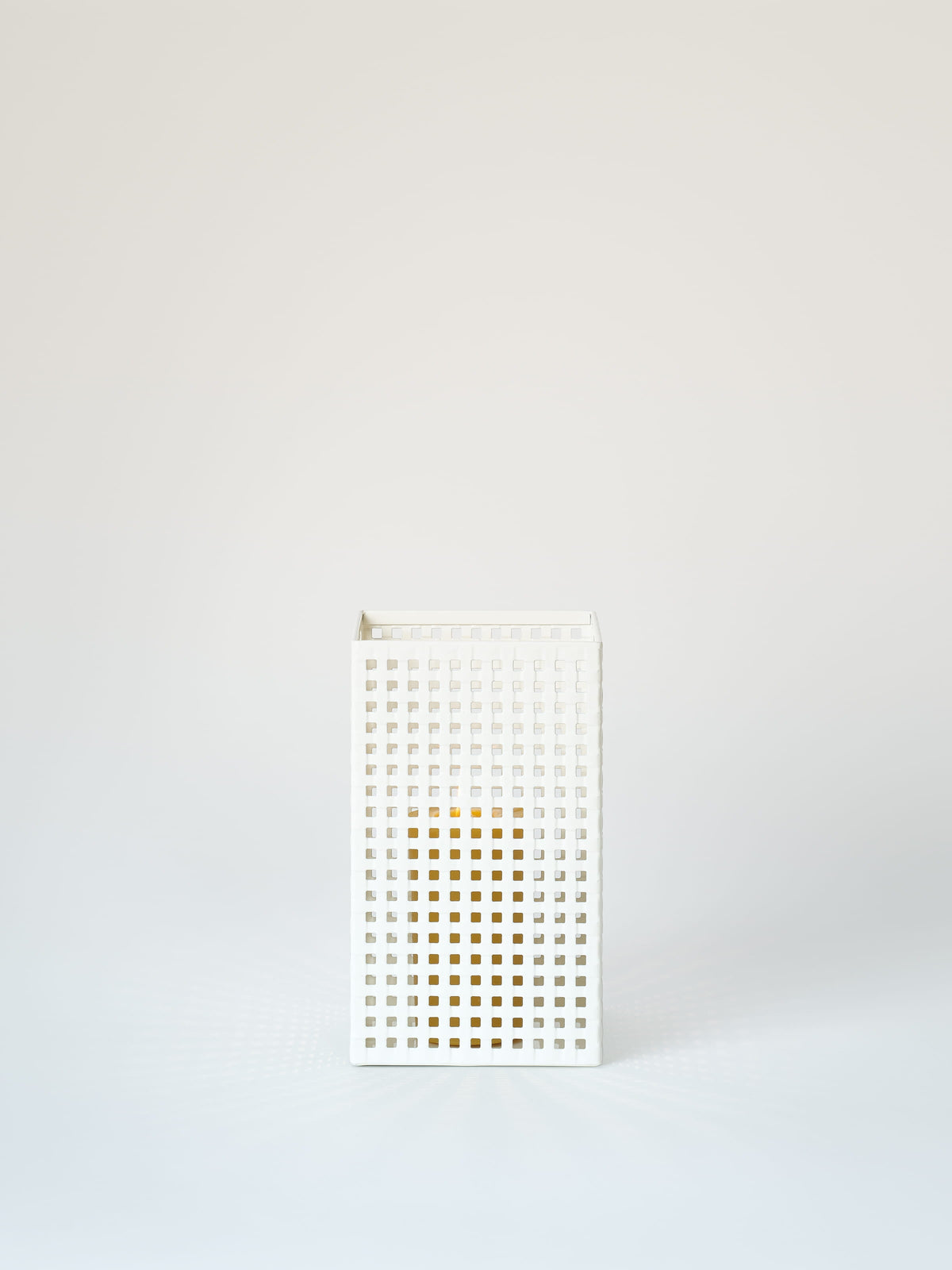 Medium-sized braided tealight holder - Pure White