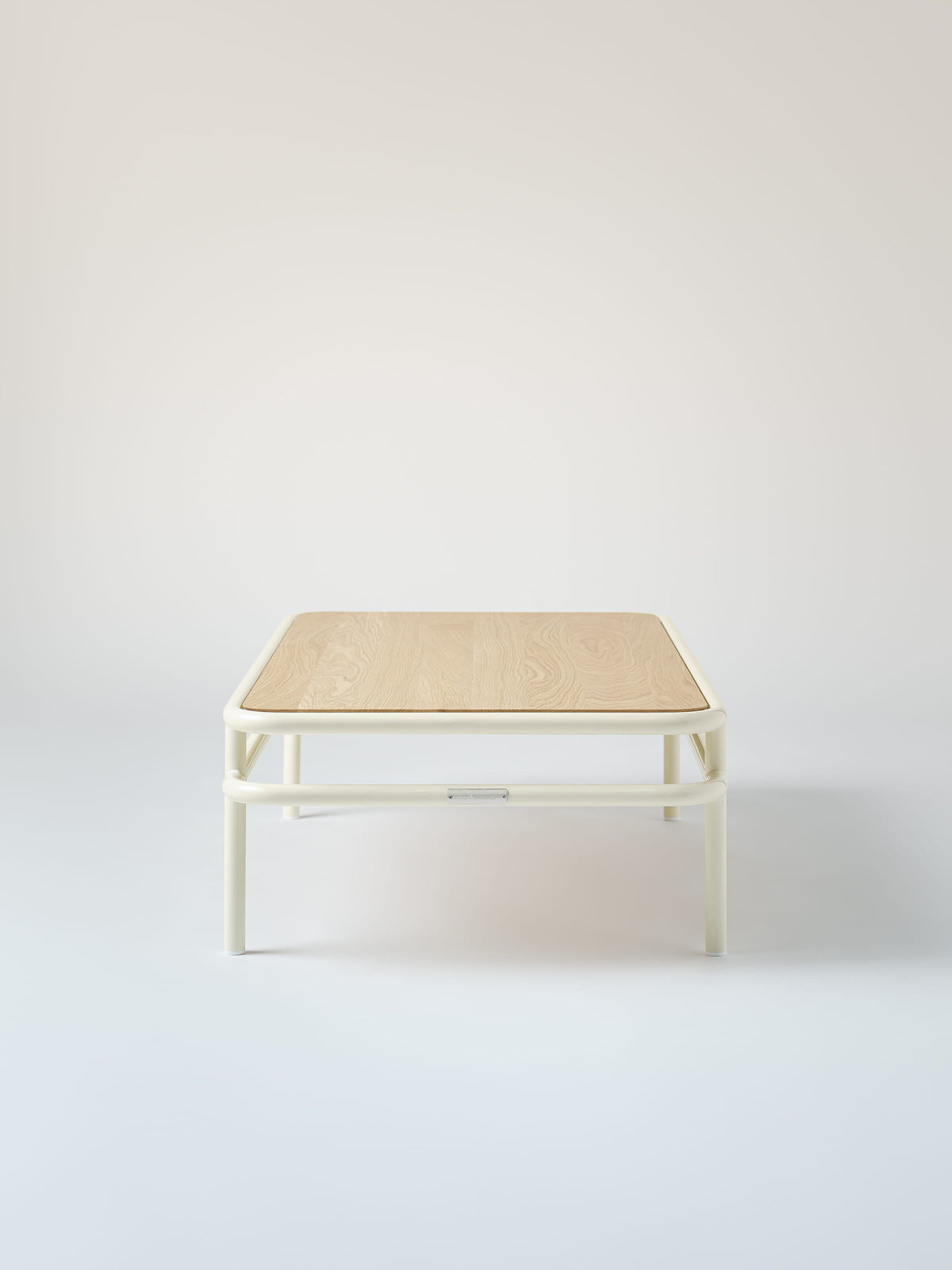UD Coffee Table 120x60 / Natural oak top - Pearly White