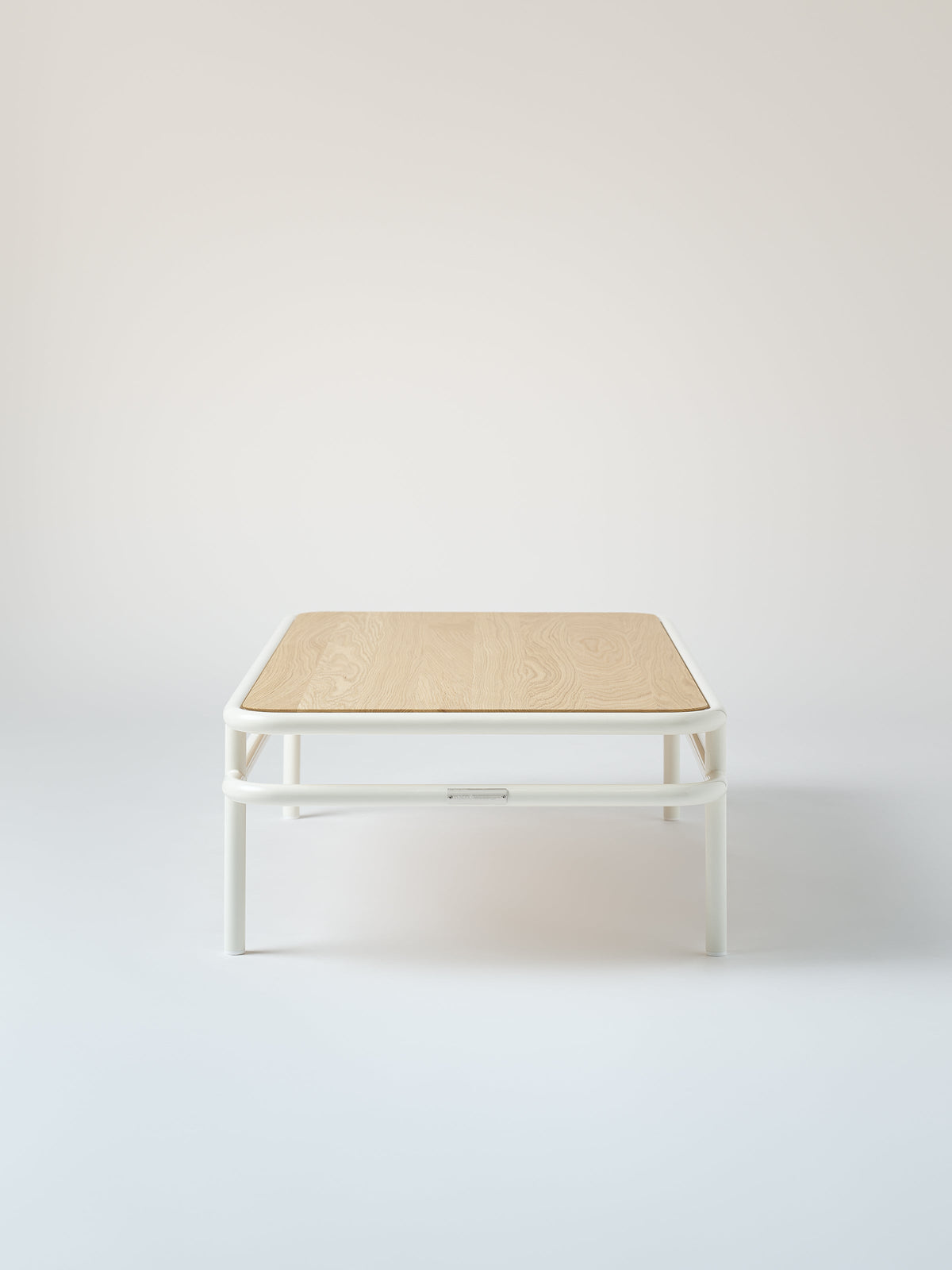 Table basse UD 120x60 / plateau chêne naturel - Brut Verni
